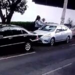 Nota sorpresa / Captan a pareja de roba carros en Villa Nueva 🚗